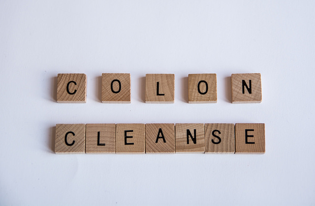 colon-clease