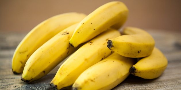 полезные фрукты и ягоды: банан