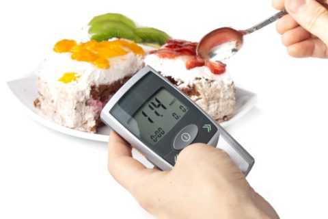 Сахарный диабет требует постоянного контроля уровня сахара в крови.
